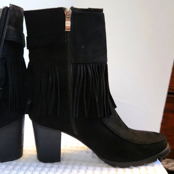 Womans Bucco Fringe Boots - Picture 10 of 15